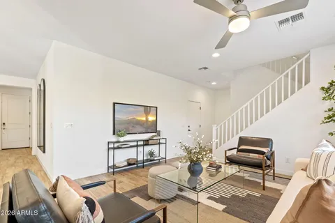 $672,500 | 6443 North 17th Place, Phoenix, AZ 85016