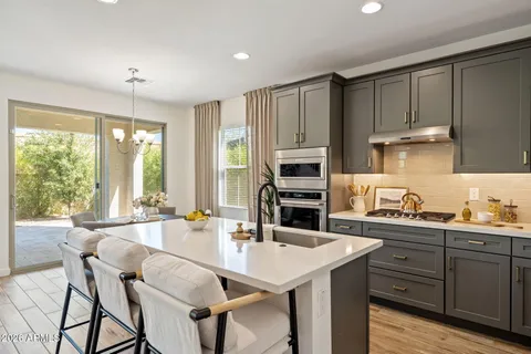 $672,500 | 6443 North 17th Place, Phoenix, AZ 85016