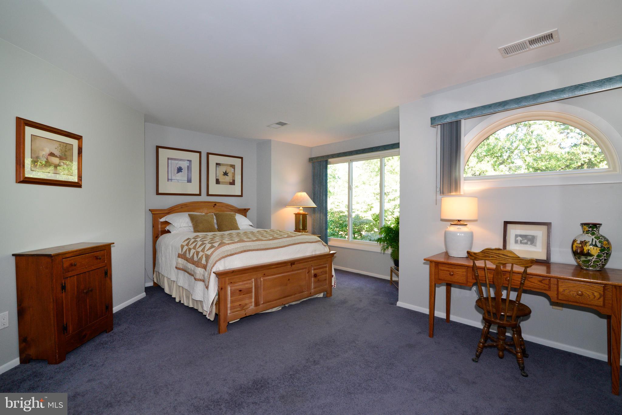 2001 Lakeport Way Reston, VA 20191 - Photo 21 of 39 Gallery Image 21
