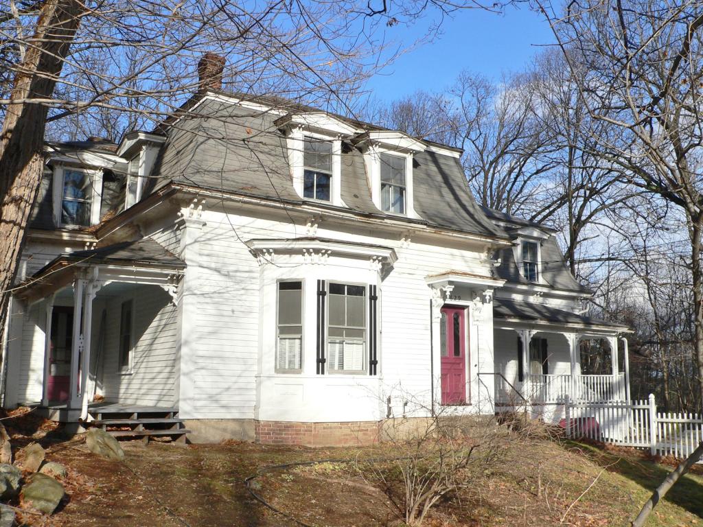 629 Turnpike Road New Ipswich, NH 03071 - Photo 2 of 19 Gallery Image 2