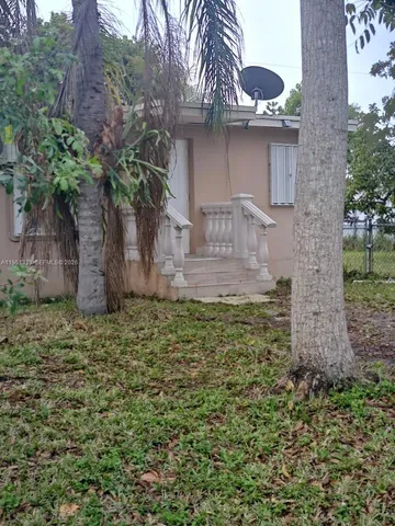 $1,100 | 13520 Northwest 11th Avenue, Unit 13520, Miami, FL 33168