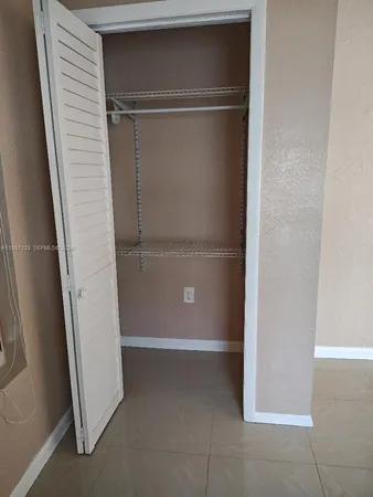 $1,000 | 13520 Northwest 11th Avenue, Unit 13520, Miami, FL 33168