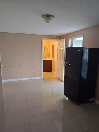 $1,000 | 13520 Northwest 11th Avenue, Unit 13520, Miami, FL 33168