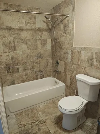 $1,000 | 13520 Northwest 11th Avenue, Unit 13520, Miami, FL 33168