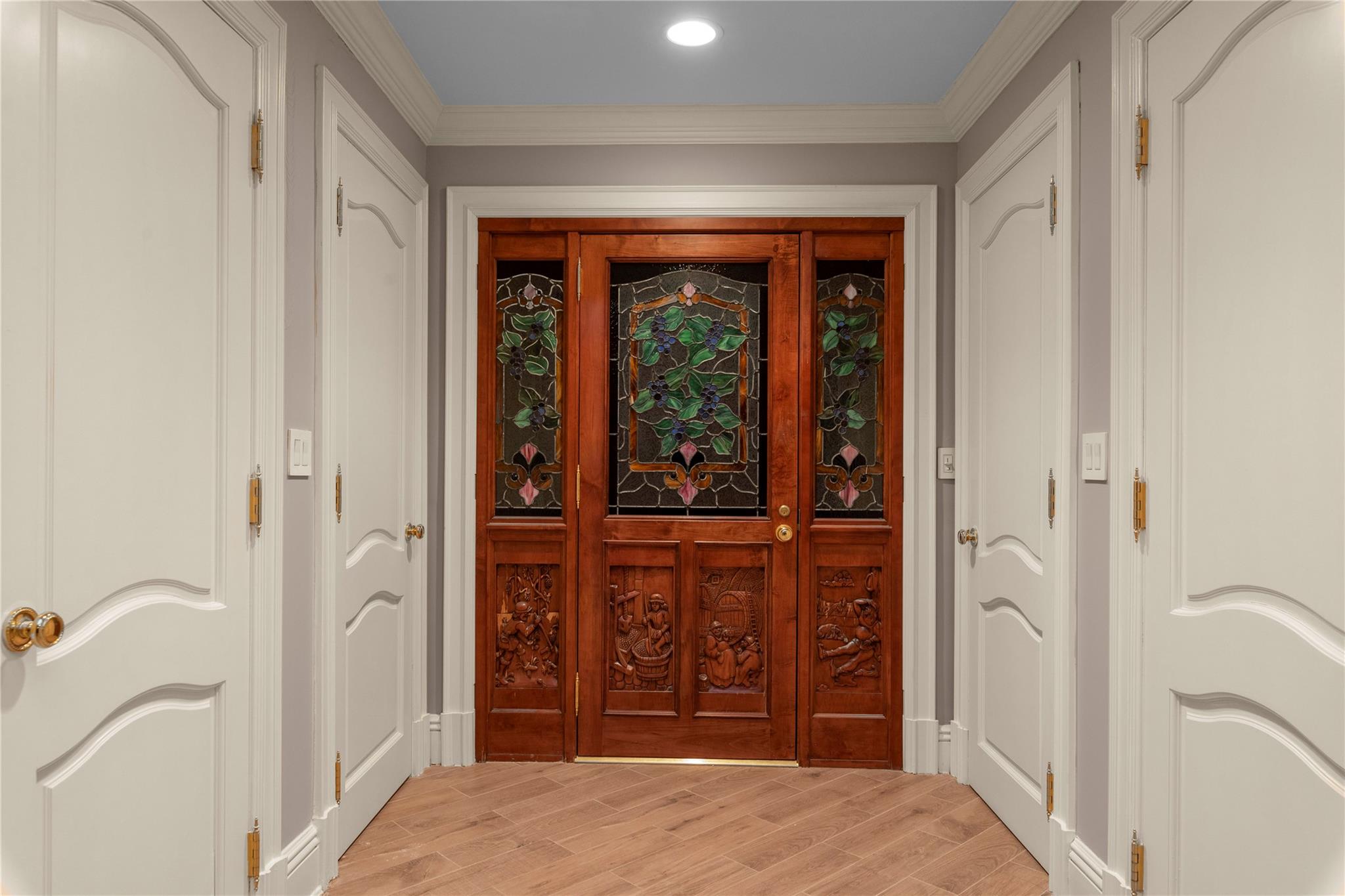 3 Point Crescent Queens, NY 11357 - Photo 30 of 38