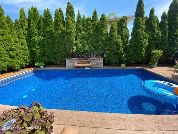 $1,150,000 | 95 Woodlawn Avenue | Grasmere