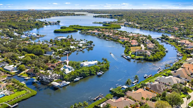 $2,950,000 | 9176 Southeast River Terrace, Jupiter, FL 33469