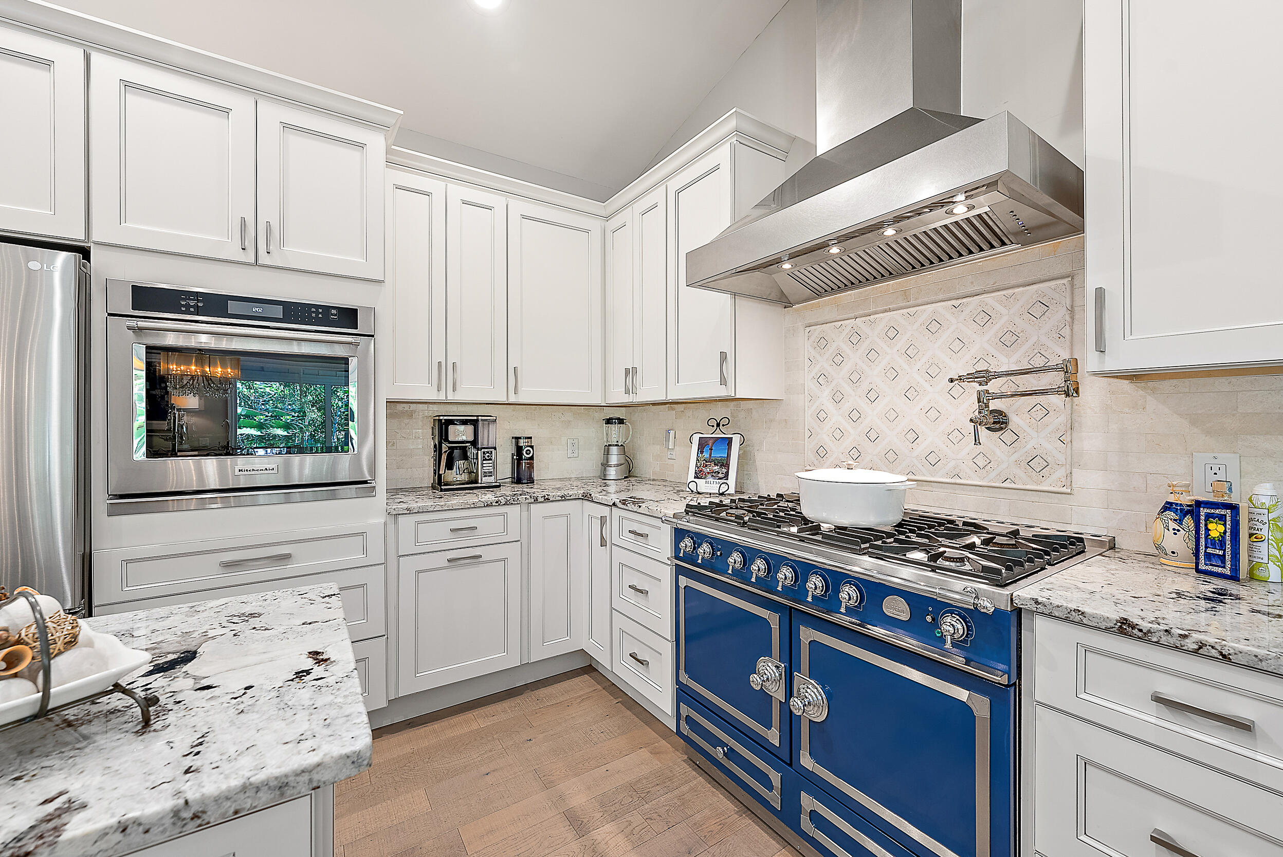 9176 Southeast River Terrace Jupiter, FL 33469 - Photo 12 of 38 Kitchen