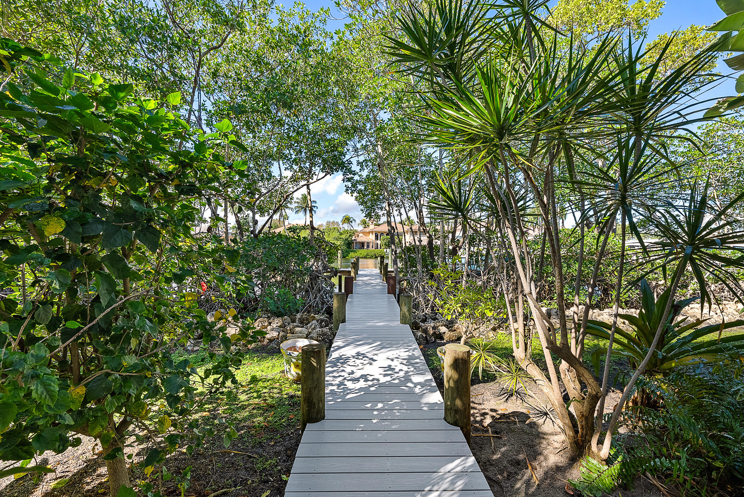 9176 Southeast River Terrace Jupiter, FL 33469 - Photo 27 of 38 Dock