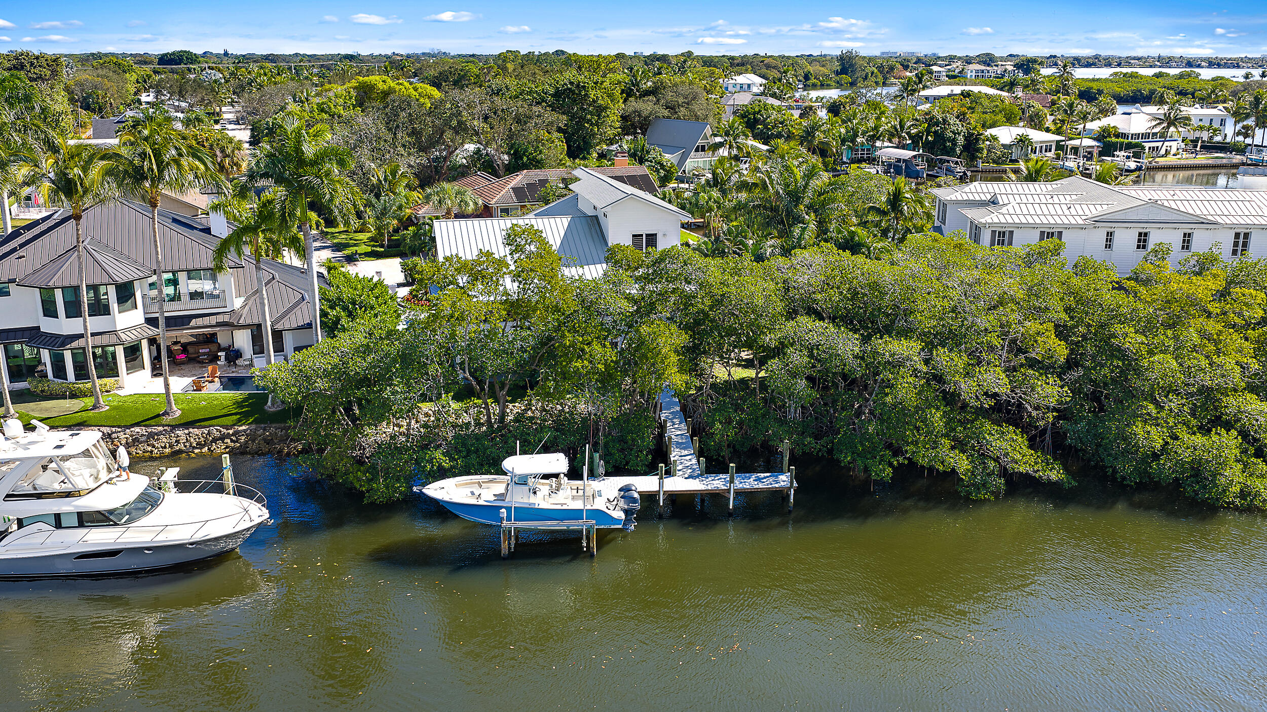 9176 Southeast River Terrace Jupiter, FL 33469 - Photo 33 of 38 Aerial