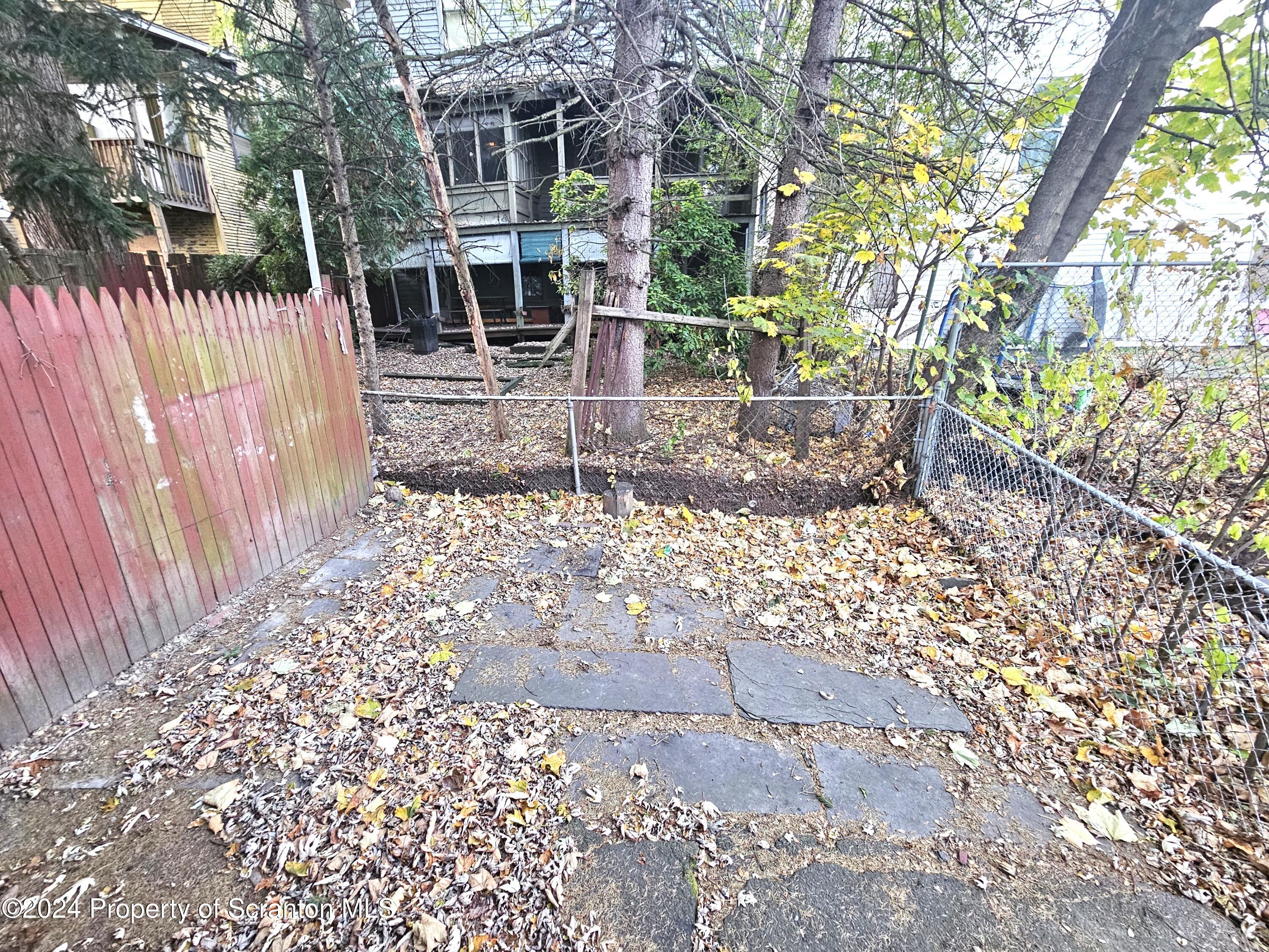 414 South Edwards Court Scranton, PA 18504 - Photo 14 of 15