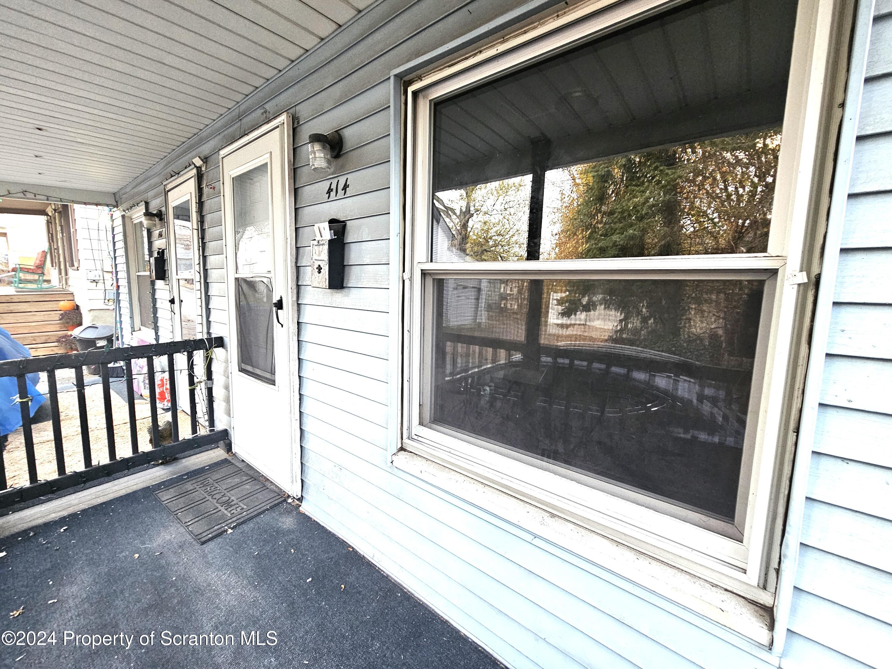 414 South Edwards Court Scranton, PA 18504 - Photo 2 of 15