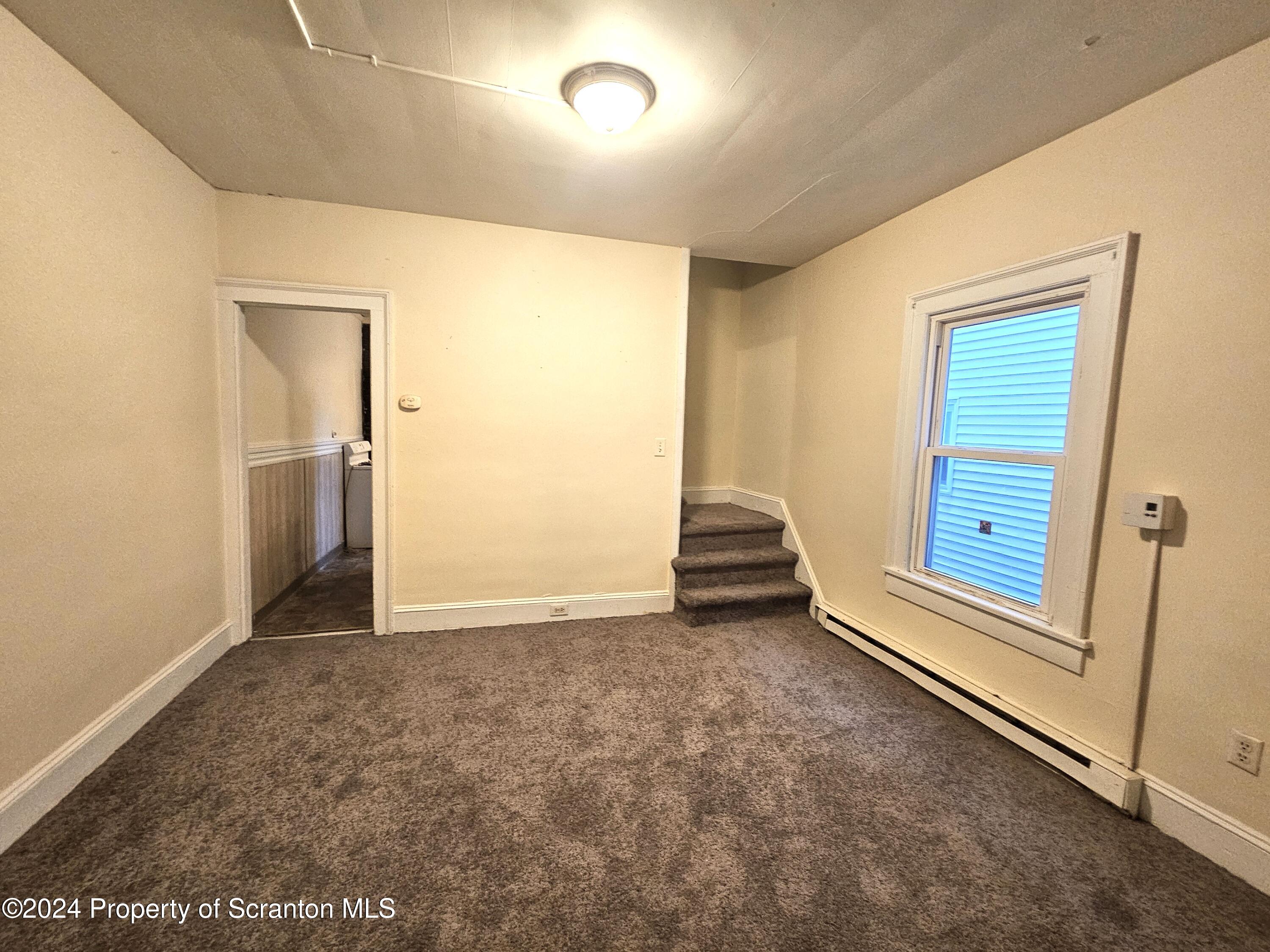 414 South Edwards Court Scranton, PA 18504 - Photo 9 of 15