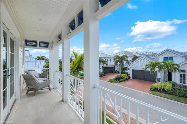 $4,385,000 | 1463 2nd Avenue South, Naples, FL 34102