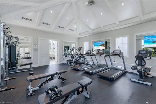$4,385,000 | 1463 2nd Avenue South, Naples, FL 34102