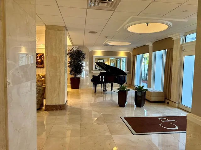 $3,200 | 1012 North Ocean Boulevard, Unit 1512, Pompano Beach, FL 33062