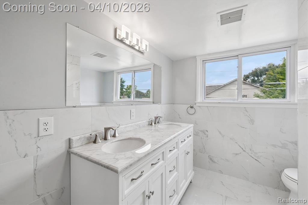 3690 Phillips Avenue Berkley, MI 48072 - Photo 20 of 33