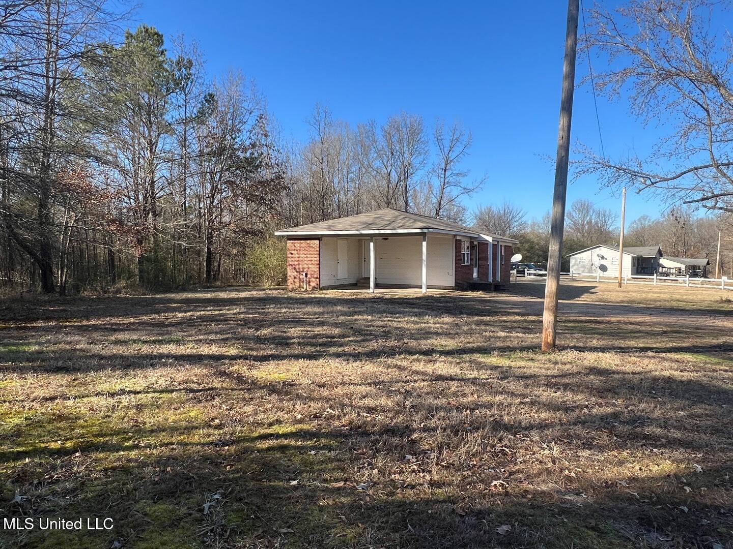 769 Mays Road Coldwater, MS 38618 - Photo 26 of 34 Sideyard