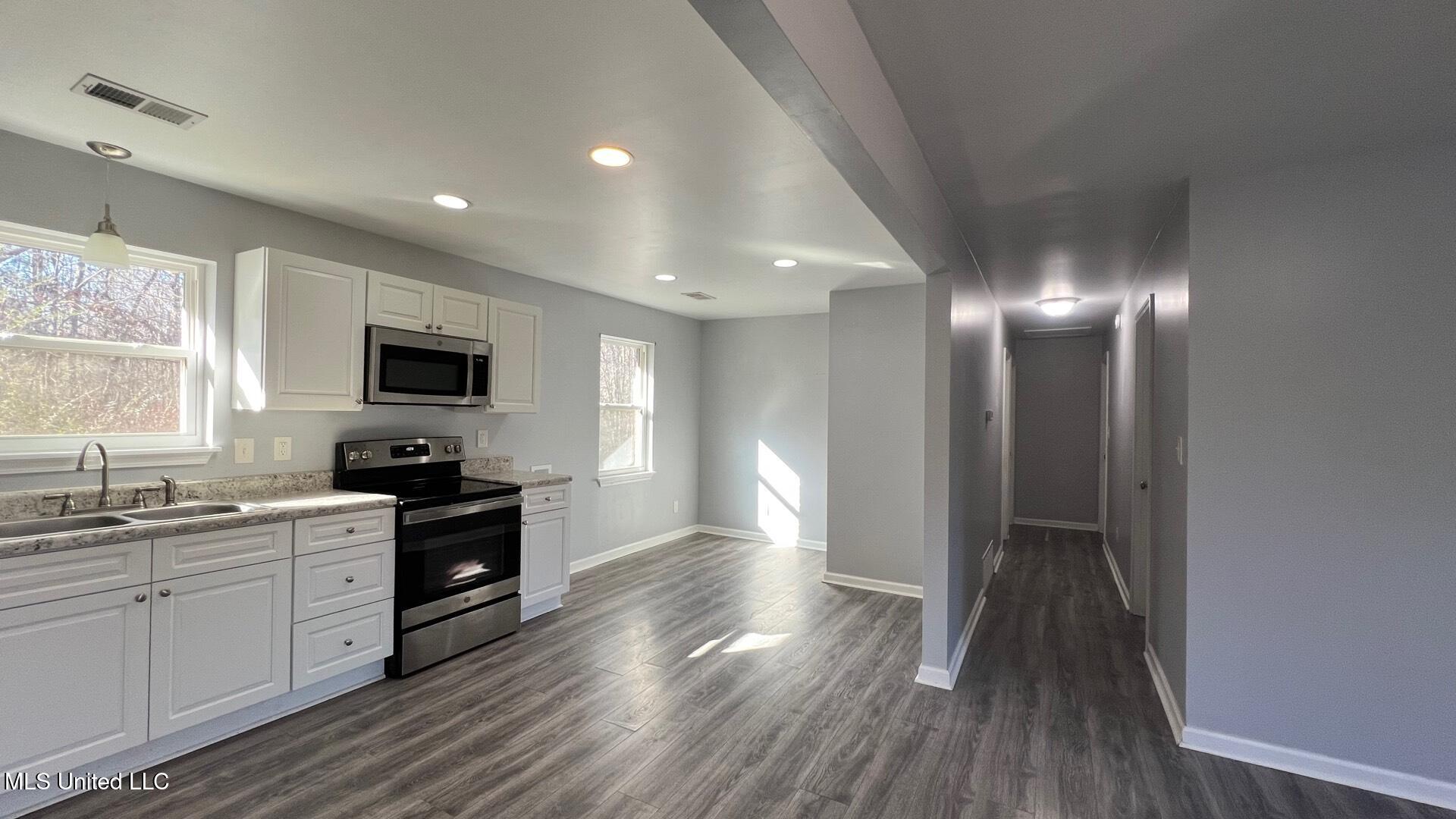 769 Mays Road Coldwater, MS 38618 - Photo 33 of 34 Open Floorplan