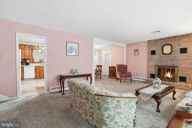 $464,900 | 33 Henry Avenue, Feasterville-Trevose, PA 19053