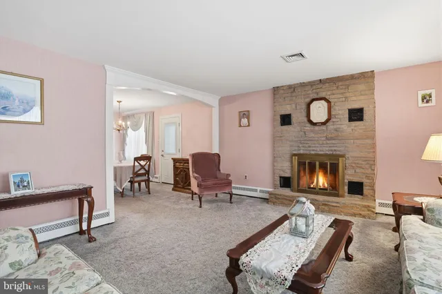 $464,900 | 33 Henry Avenue, Feasterville-Trevose, PA 19053