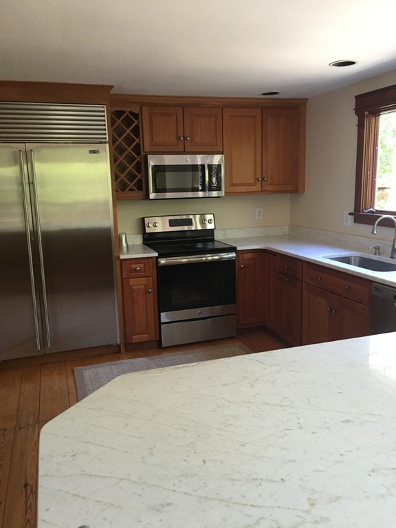 52 Huntington Road Plymouth, MA 02360 - Photo 7 of 29 Gallery Image 7