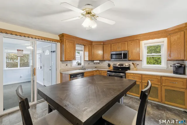 $2,700 | 56 Westgate Street, West Hartford, CT 06110