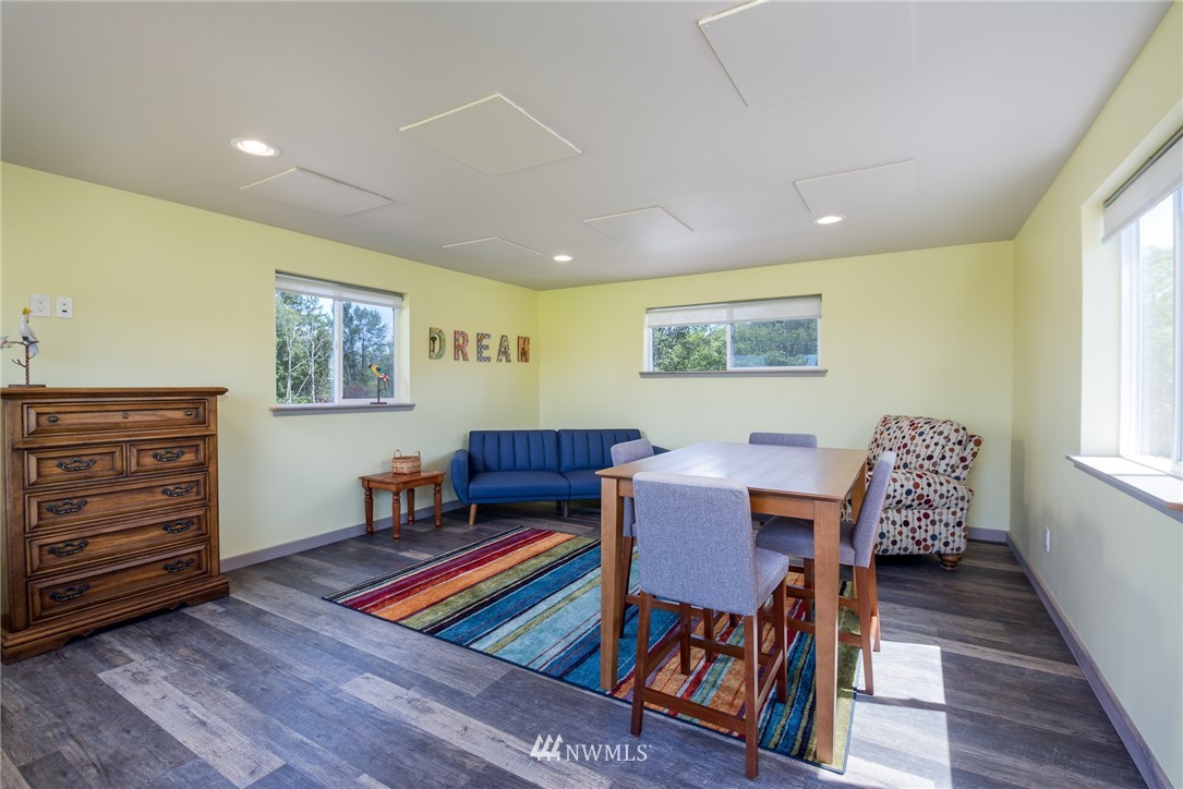 3221 Robertson Road Bellingham, WA 98226 - Photo 11 of 31 Gallery Image 11
