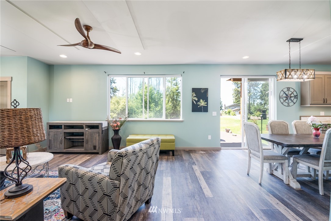 3221 Robertson Road Bellingham, WA 98226 - Photo 8 of 31 Gallery Image 8