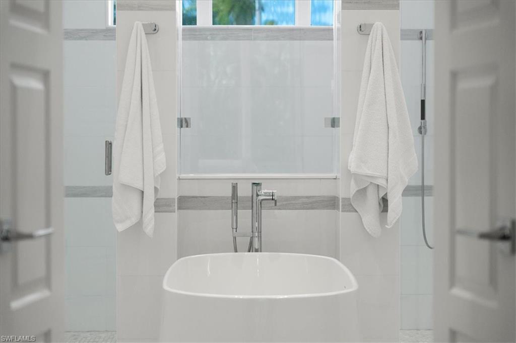 625 Parkview Lane Naples, FL 34103 - Photo 27 of 49