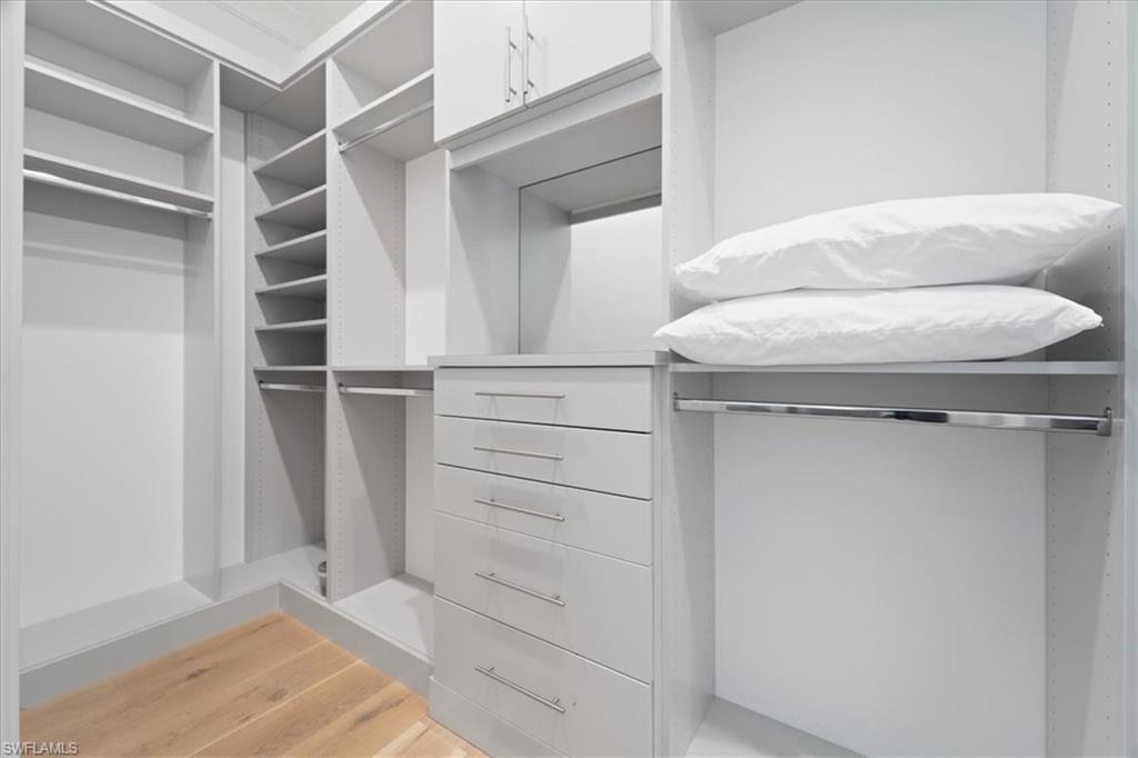 625 Parkview Lane Naples, FL 34103 - Photo 31 of 49