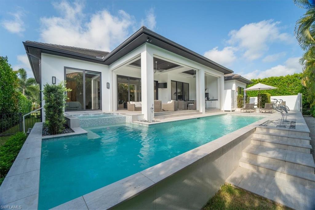 625 Parkview Lane Naples, FL 34103 - Photo 38 of 49