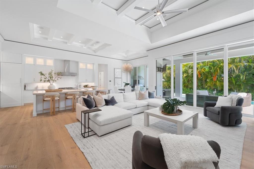 625 Parkview Lane Naples, FL 34103 - Photo 7 of 49