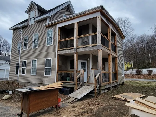 $399,900 | 26 Caswell Street, Fitchburg, MA 01420