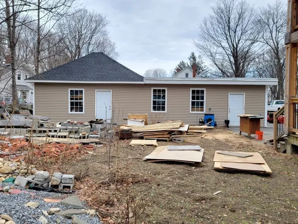 $399,900 | 26 Caswell Street, Fitchburg, MA 01420