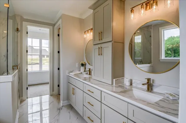 $769,800 | 5393 Buttercup Lane, Lakeland, TN 38002