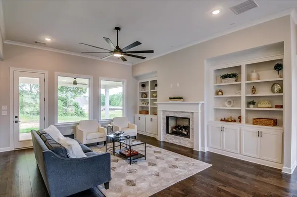 $769,800 | 5393 Buttercup Lane, Lakeland, TN 38002