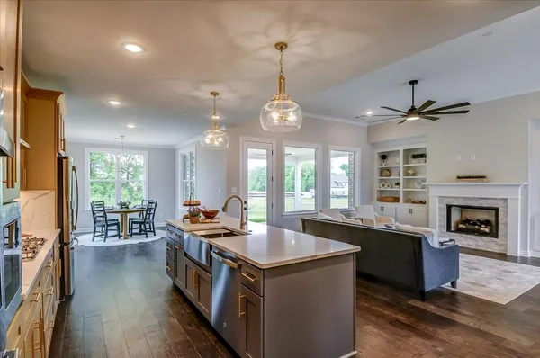 $769,800 | 5393 Buttercup Lane, Lakeland, TN 38002