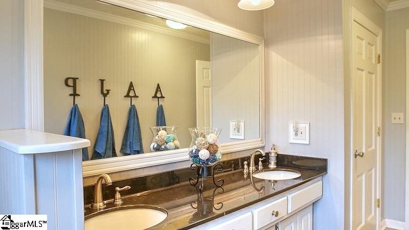 274 Old Dacusville Road Easley, SC 29640 - Photo 16 of 33 Gallery Image 16