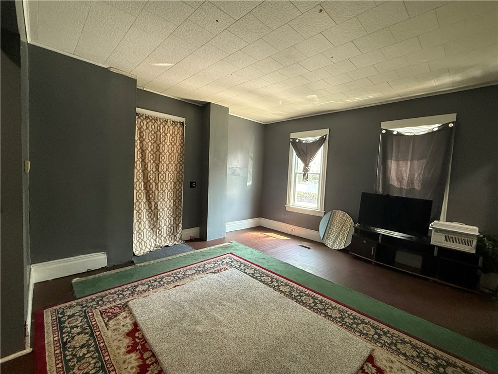 6 Rugraff Street Rochester, NY 14606 - Photo 11 of 28