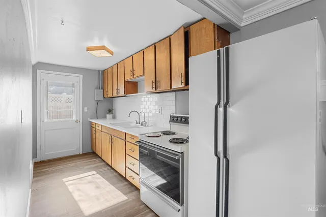 $225,000 | 219 North 1st E Street, Paul, ID 83347