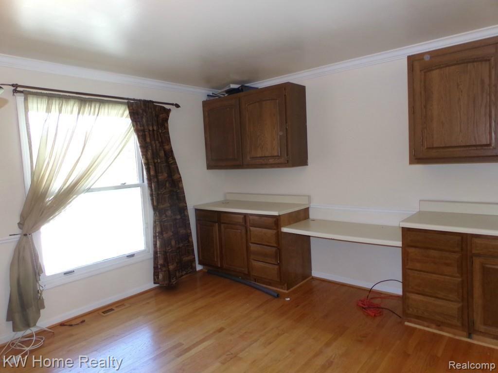 3081 Burlington Court Rochester, MI 48306 - Photo 17 of 40
