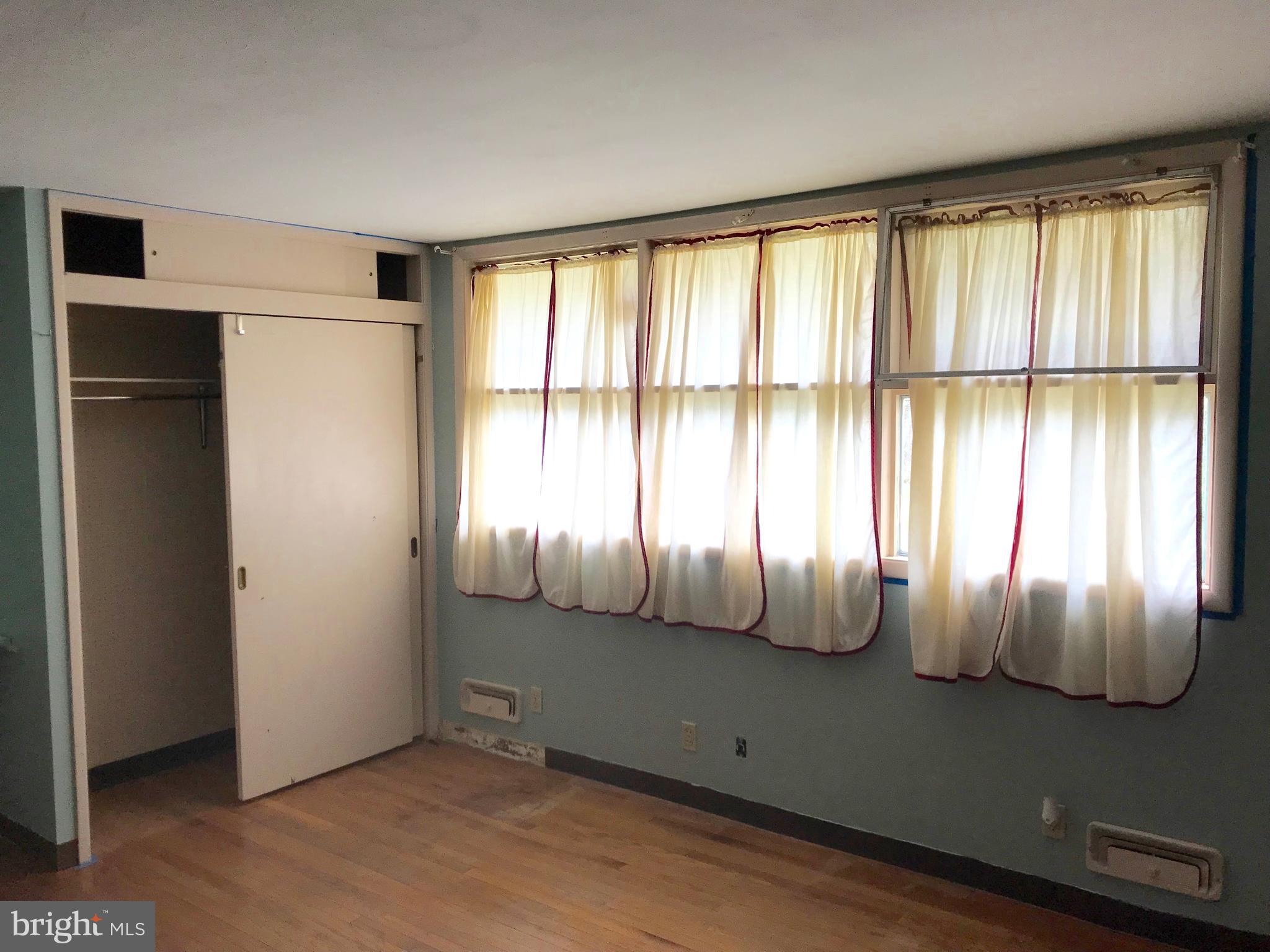 754 Mickley Road Whitehall, PA 18052 - Photo 11 of 16 Gallery Image 11