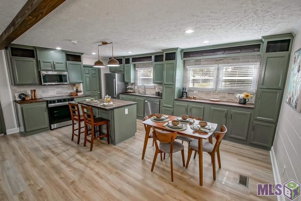 13878 Friendship Road Walker, LA 70785 - Photo 7 of 35