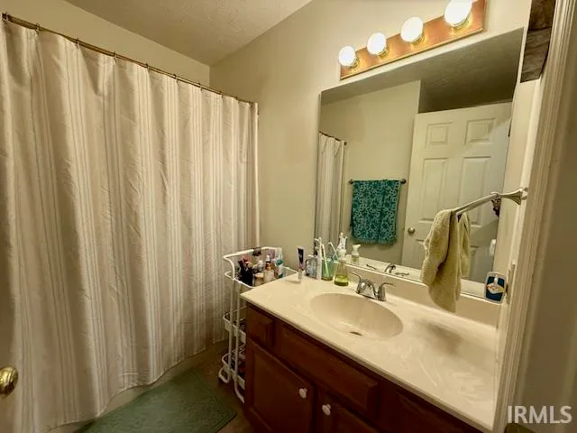 $170,000 | 757 East Sherwood Hills Drive, Bloomington, IN 47401