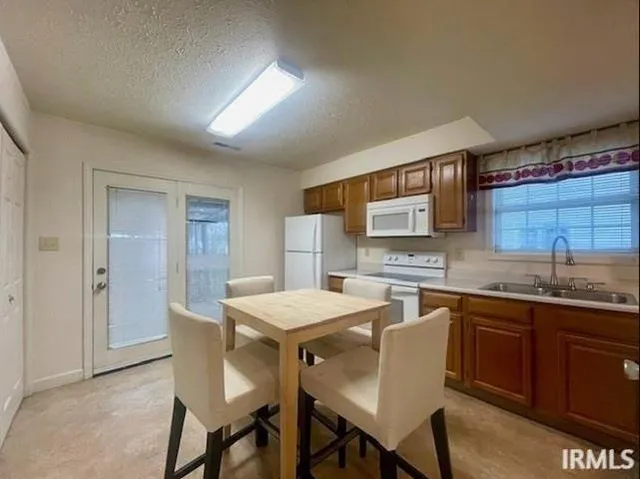 $170,000 | 757 East Sherwood Hills Drive, Bloomington, IN 47401