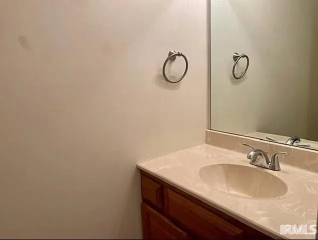 $170,000 | 757 East Sherwood Hills Drive, Bloomington, IN 47401