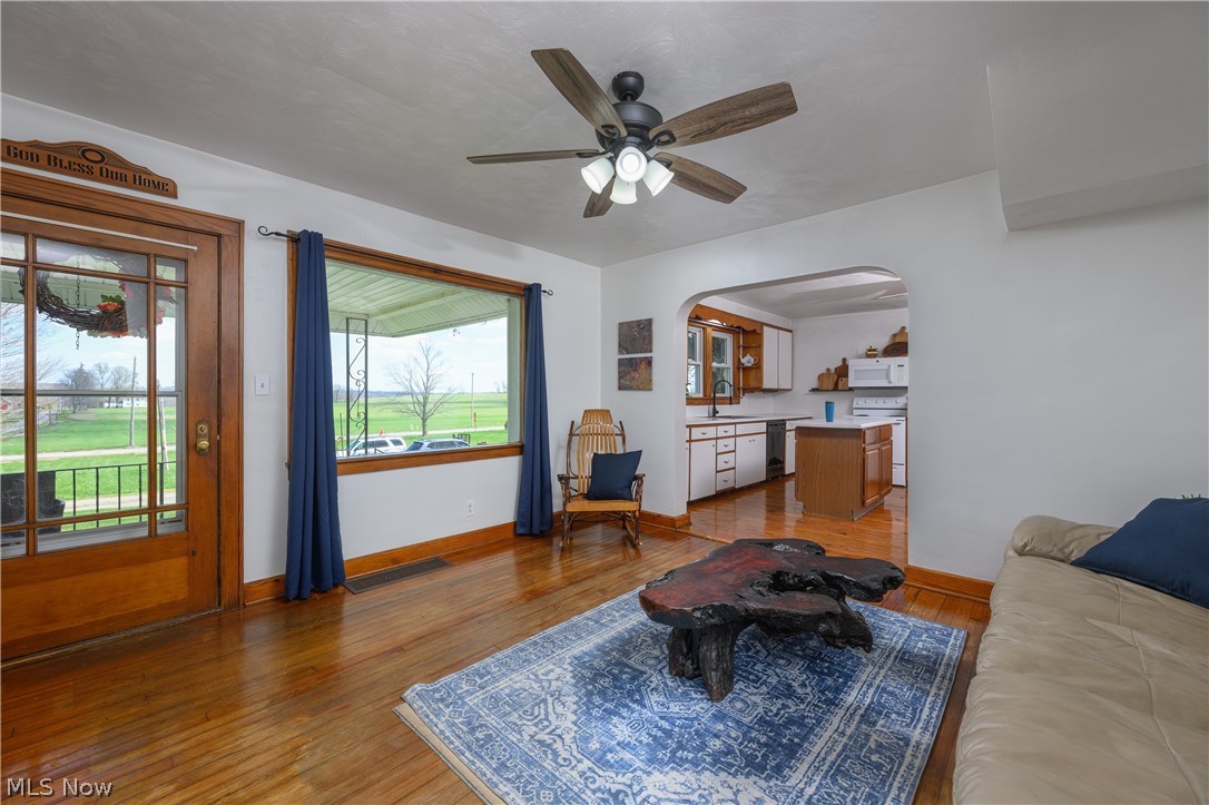 10850 Angling Road Wooster, OH 44691 - Photo 5 of 38
