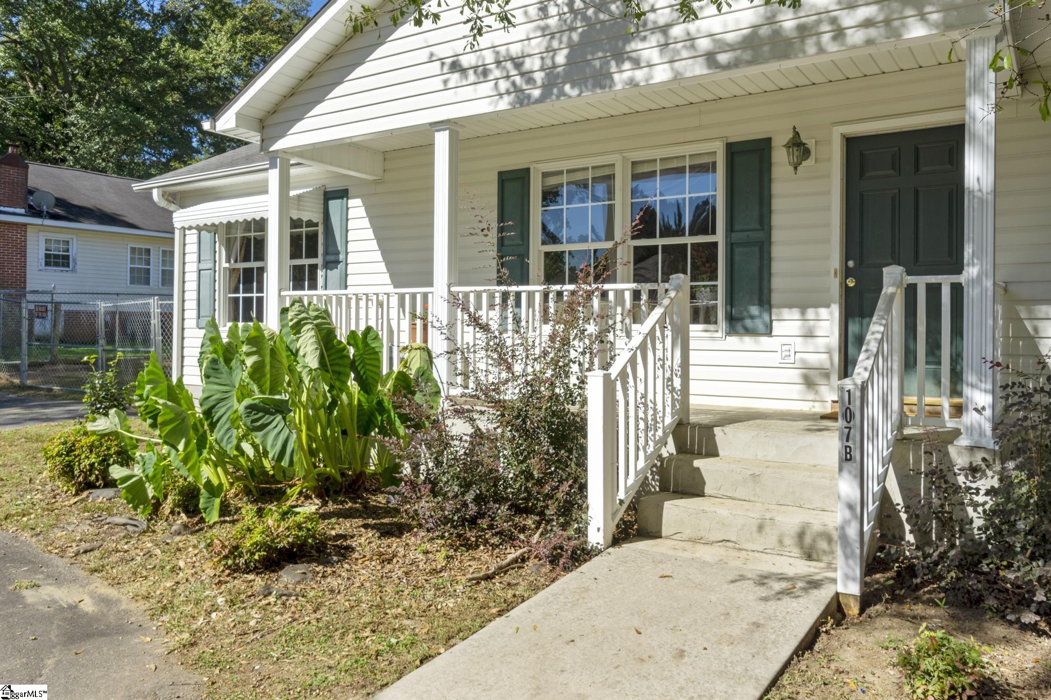 107 B Brock Street Inman, SC 29349 - Photo 2 of 25