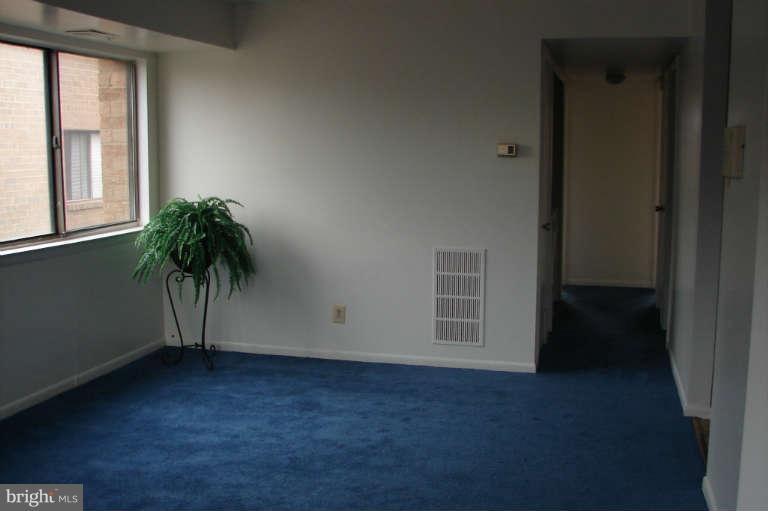 3182 Berry Road Northeast, Unit 28 Washington, DC 20018 - Photo 2 of 13 Dining Room